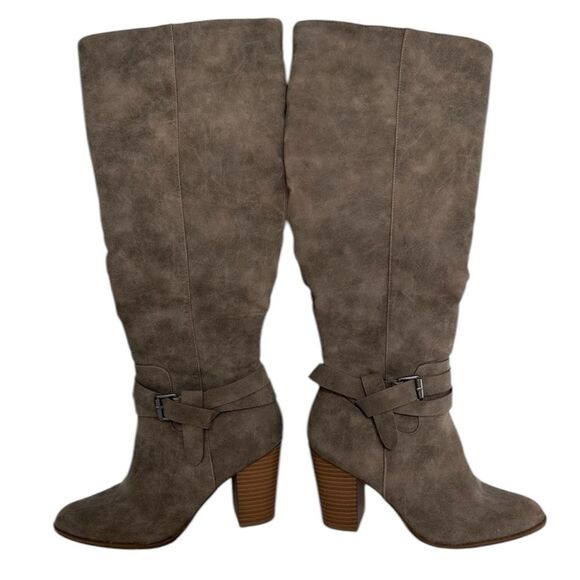 JUST FAB Sora Taupe Suede Block Heeled Boot Size 8 - Picture 3 of 15